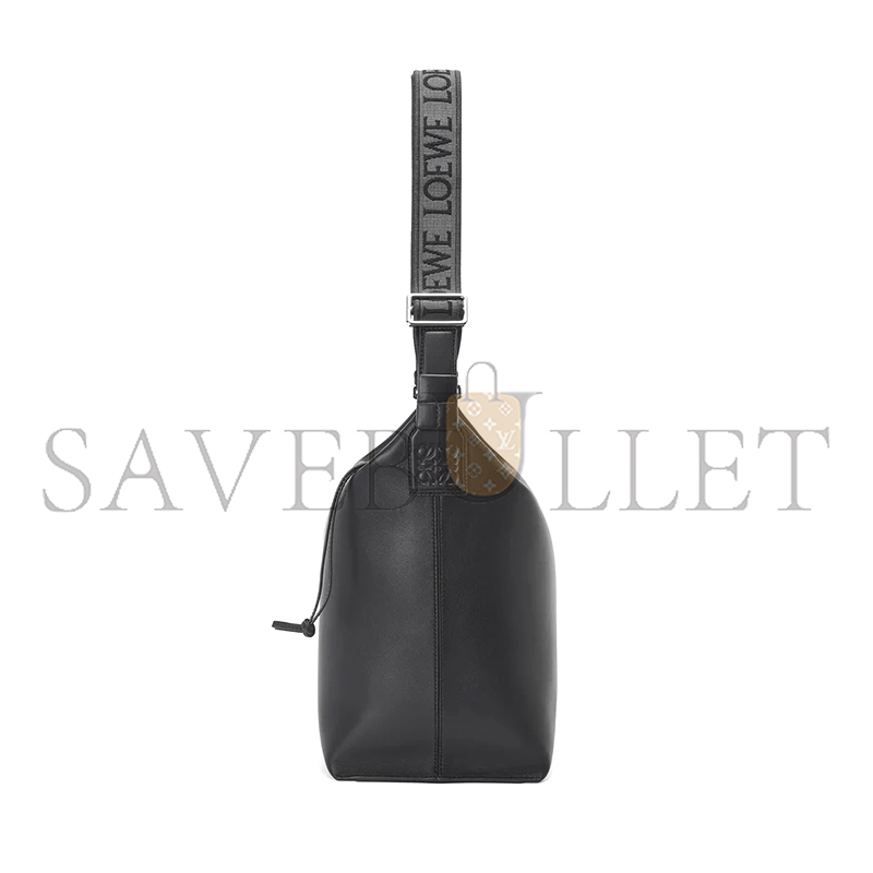 LOEWE CUBI CROSSBODY BAG IN SUPPLE SMOOTH CALFSKIN AND JACQUARD B906K70X13 (44*30*18cm) LOEWE CUBI CROSSBODY BAG IN SUPPLE SMOOTH CALFSKIN AND JACQUARD B906K70X13 (44*30*18cm)